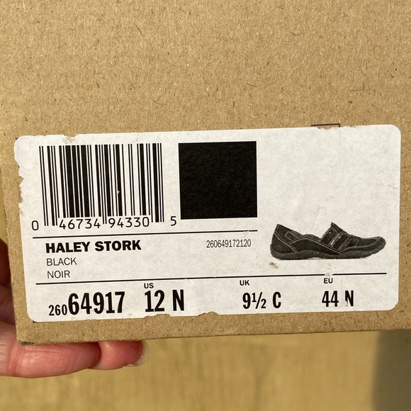 Clarks Women’s Black Haley Stork Nubuck/Leather Slipon loafer New Condition wbox - Picture 3 of 6
